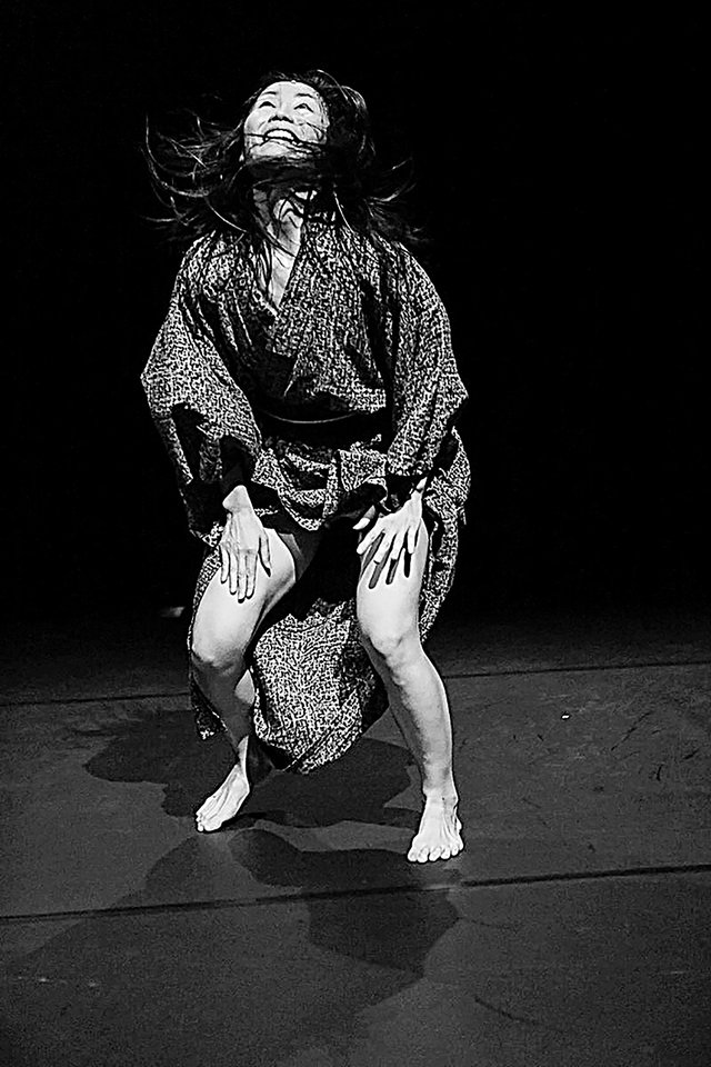 La danseuse Yuko Kominami, dans IWA-KAGAMI. Opderschmelz 2018