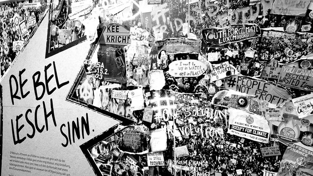 Die Ausstellung Jonk Sinn im Mierscher Theater